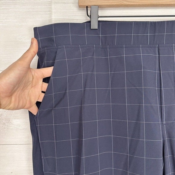 Athleta Brooklyn Textured Pull On Ankle Pants Women Sz 22 Navy Blue Windowpane - Picture 5 of 15